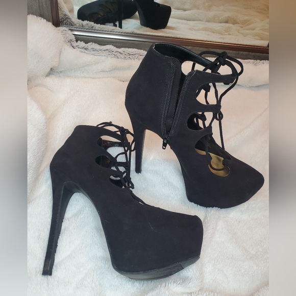 JustFab Stilletoe Platform Heels Black Laceup Ankle Boot Size 8.5 - Picture 2 of 6